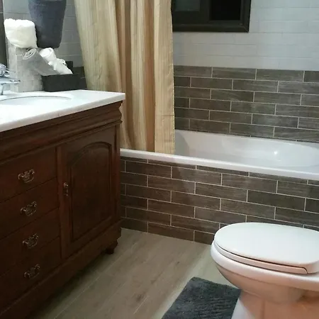 Luxury 4 Bed Paphos فيلة *